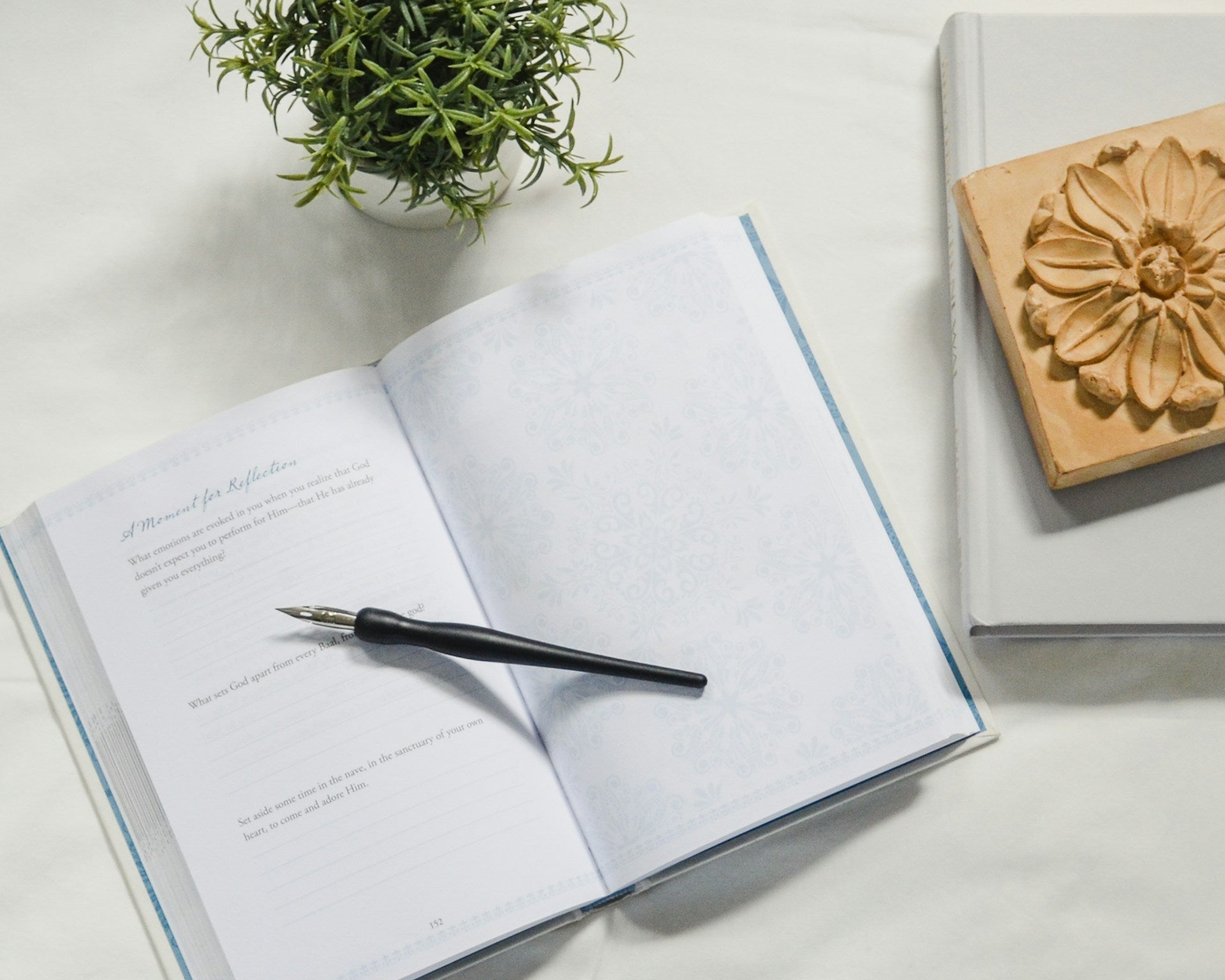 5 Impactful Journaling Prompts to Start Your New Year with Purpose